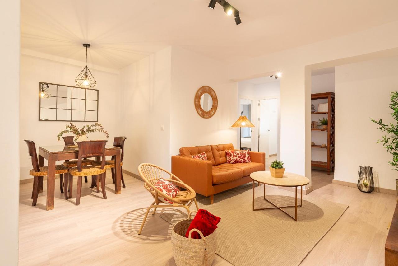 Ginachero & City Center By Ele Apartments Malaga Exterior photo